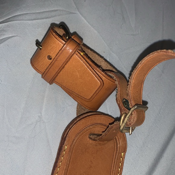 Louis Vuitton luggage tag good condition - Picture 3 of 9